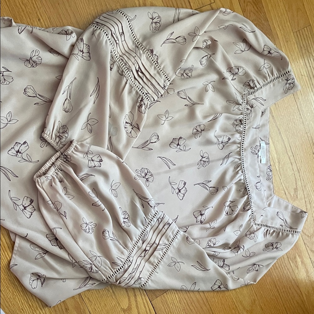 LC Lauren Conrad Floral Blouse in Soft Cream